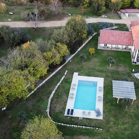 B&B Le Giale 카스텔누보델가다